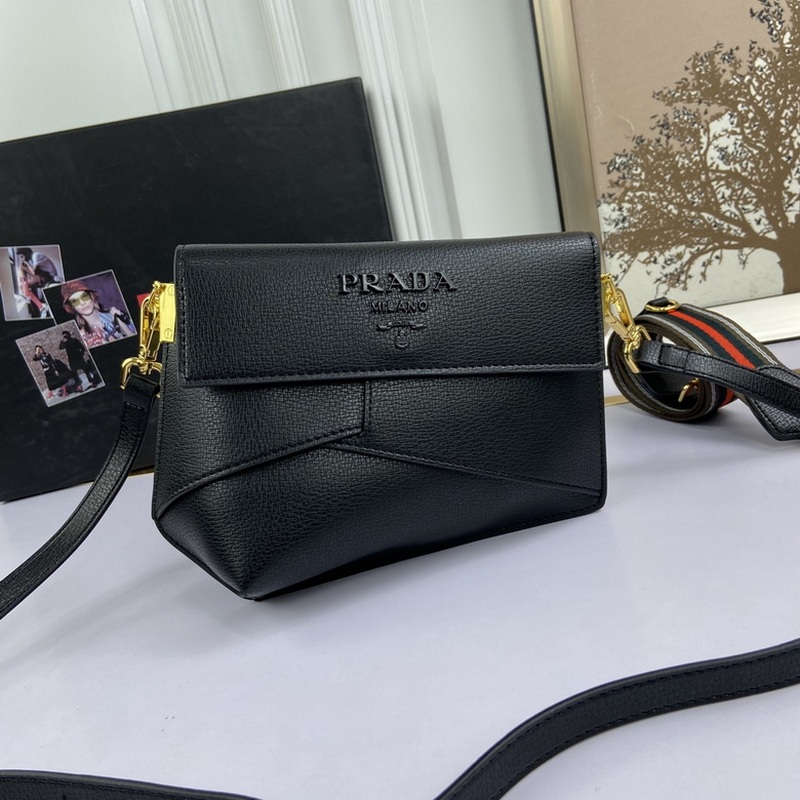 Prada Handbags 39